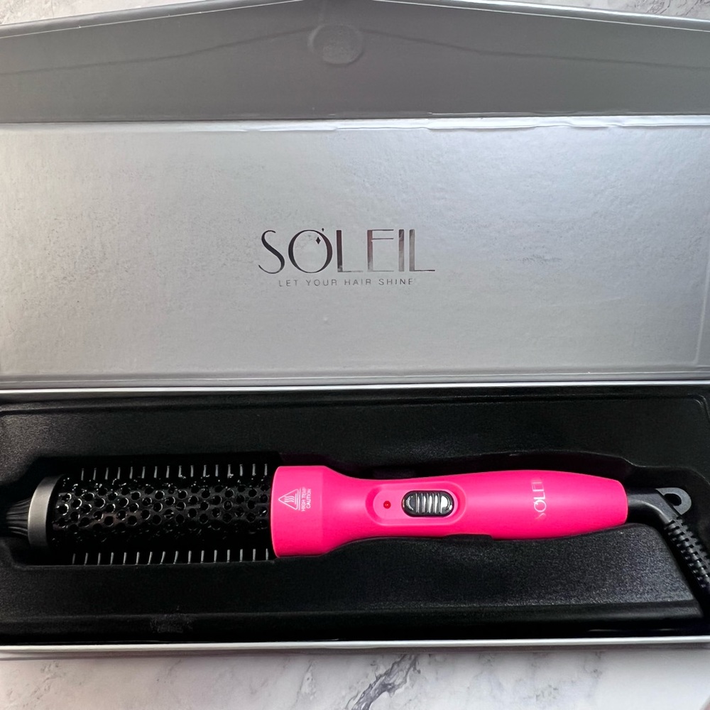 New Soleil Hair Tools Professional Thermal Brush. No box.